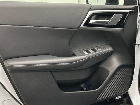 New 2026 Nissan Rogue SL image 16