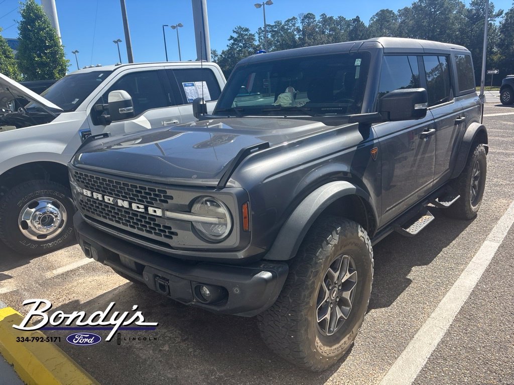 Used 2023 Ford Bronco Badlands AWD/4WD image 3