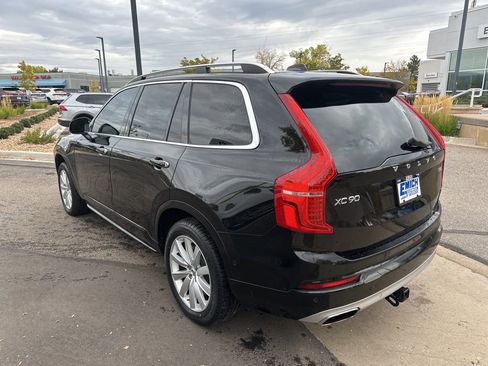 Used 2018 Volvo XC90 T6 Momentum w/ Convenience Package image 3