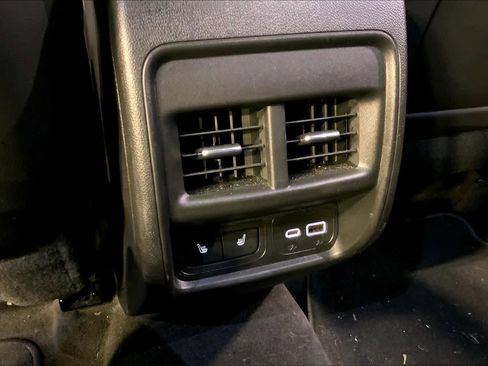 Used 2023 Cadillac XT4 Premium Luxury image 34