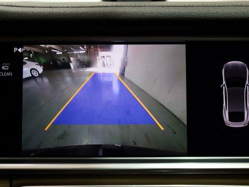 Used 2019 Porsche Panamera w/ Premium Package image 19