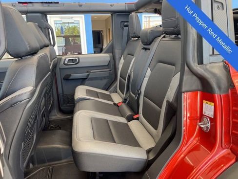 Used 2024 Ford Bronco Black Diamond AWD/4WD image 21
