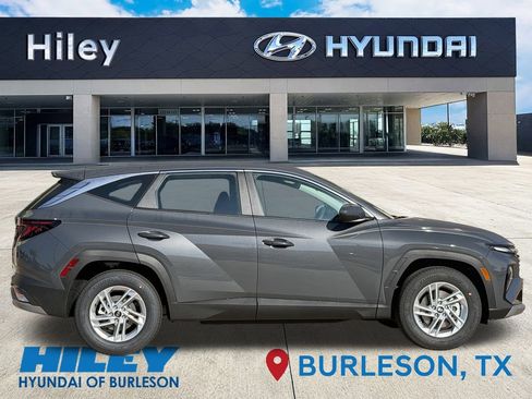 New 2026 Hyundai Tucson SE image 3