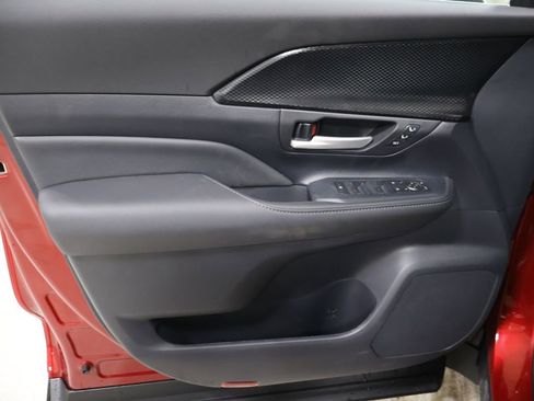 New 2026 Toyota Grand Highlander AWD Hybrid image 9