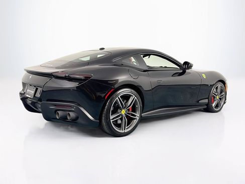 Used 2022 Ferrari Roma RWD image 9