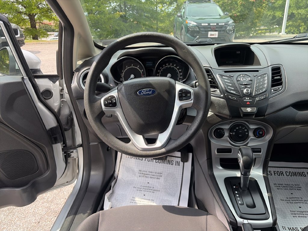 Used 2018 Ford Fiesta SE FWD image 14
