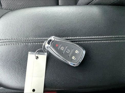 Used 2023 Chevrolet Malibu LT image 33