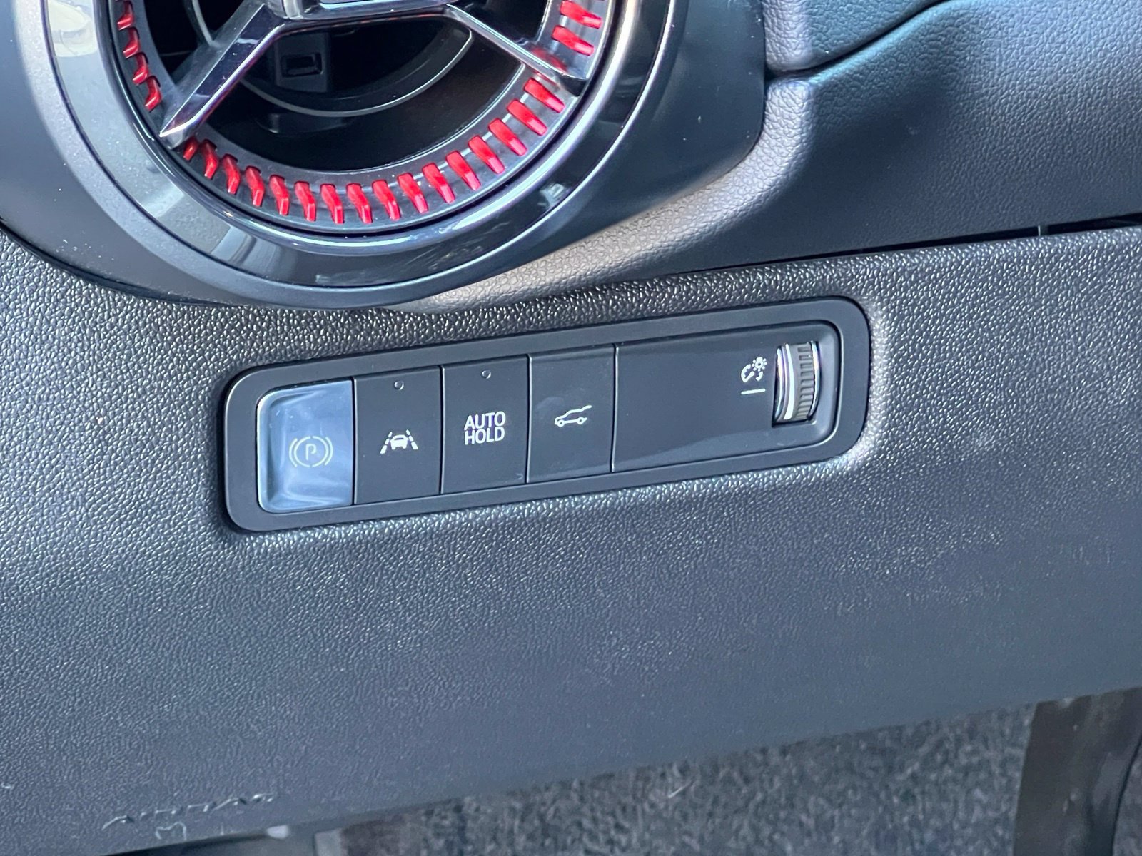 Used 2024 Chevrolet Equinox EV RS FWD image 32