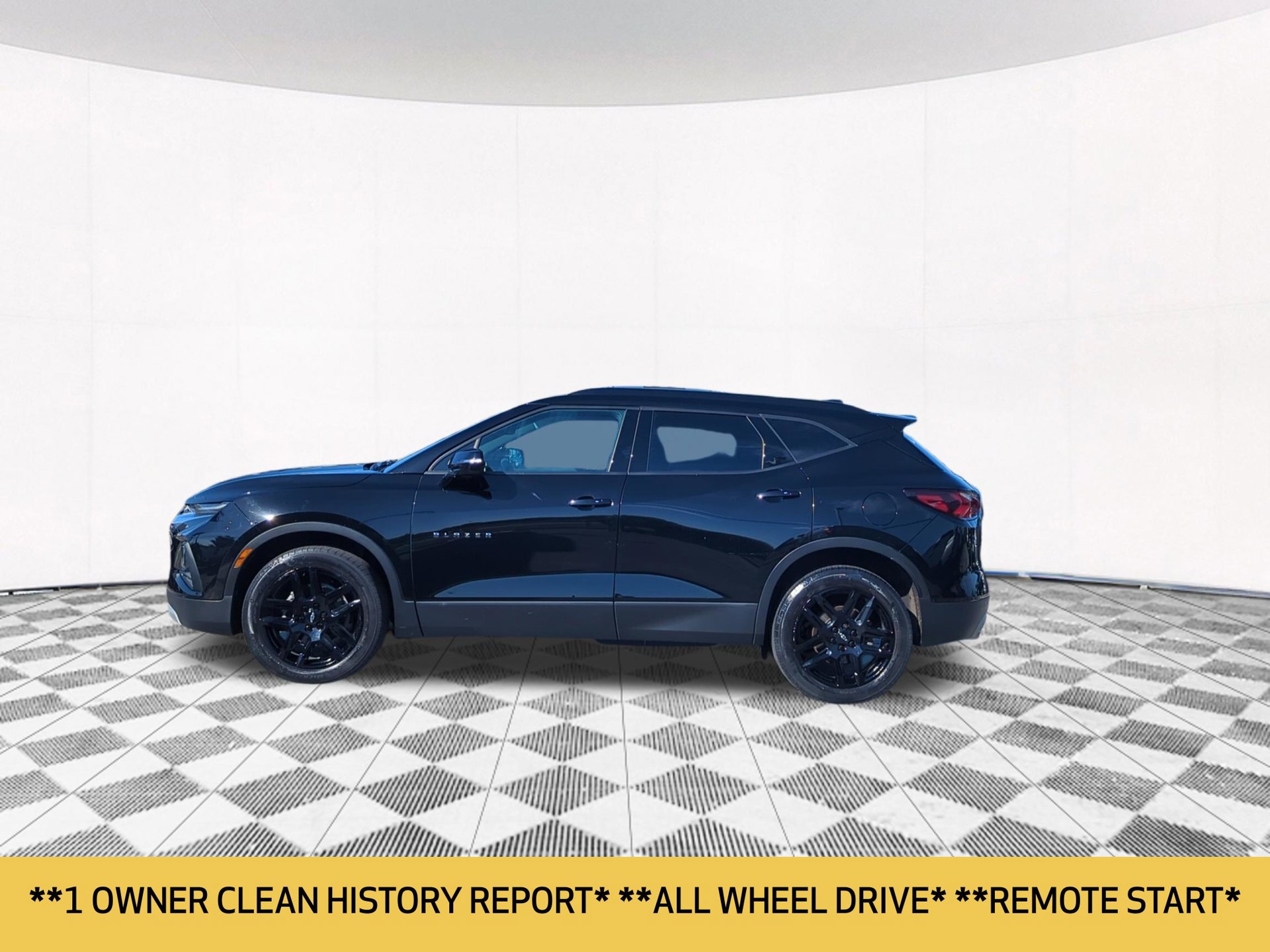 Used 2022 Chevrolet Blazer LT AWD/4WD image 2