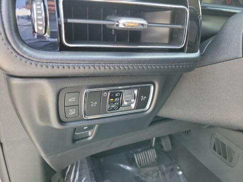 Certified 2023 Lincoln Nautilus FWD image 20