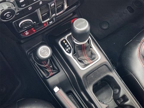 Used 2022 Jeep Gladiator Rubicon w/ LED Lighting Group image 20