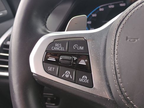Used 2022 BMW X5 M50i w/ Executive Package AWD/4WD image 19