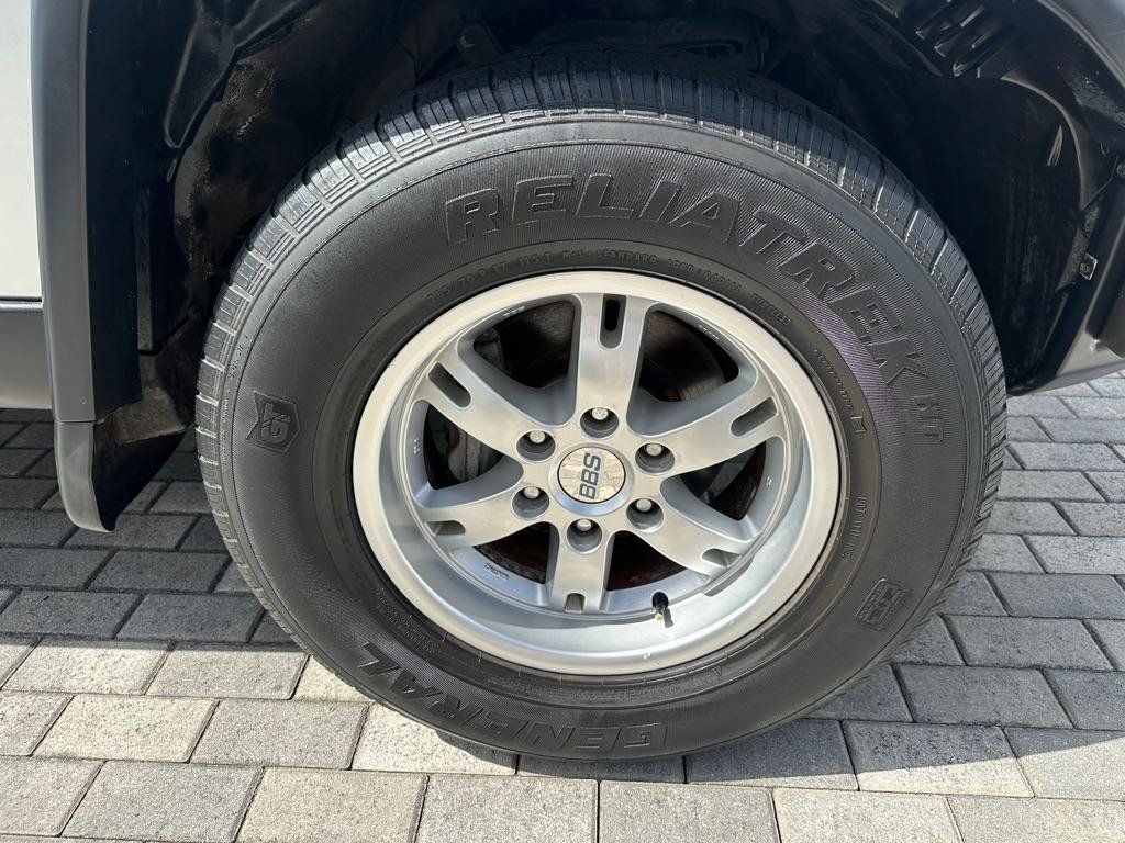 Used 2007 Toyota FJ Cruiser 2WD w/ Convenience Pkg image 28