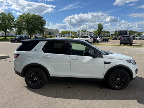 Used 2019 Land Rover Discovery Sport SE AWD/4WD image 6