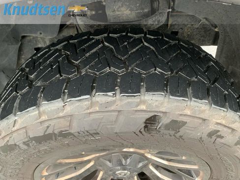 Used 2018 RAM 1500 Express image 19