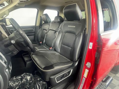 Used 2019 RAM 1500 Laramie image 21