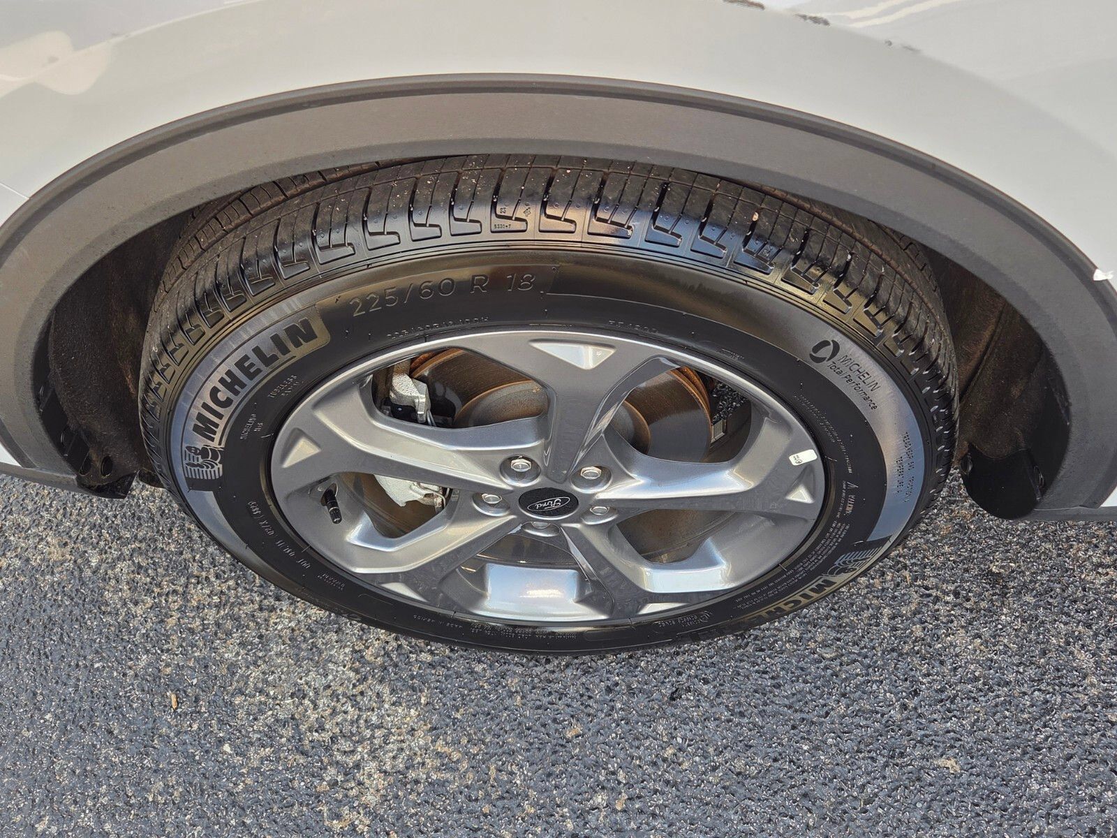 Used 2026 Ford Escape ST-Line FWD image 16