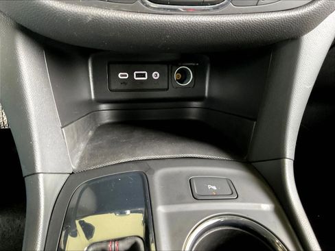 Used 2023 Chevrolet Equinox RS FWD image 15