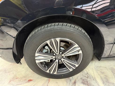 Used 2017 Acura MDX SH-AWD image 37