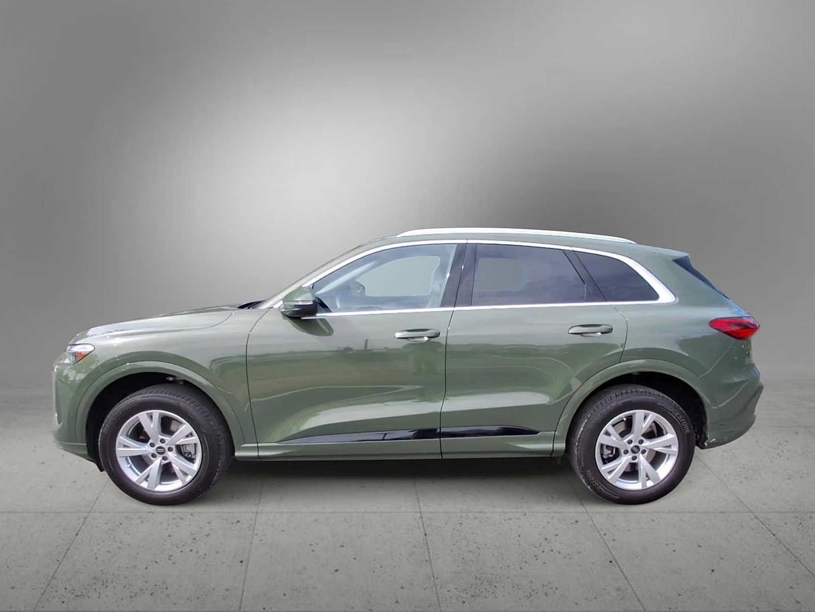 Used 2025 Audi Q5 Premium w/ Convenience Package AWD/4WD image 5