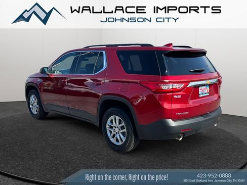 Used 2021 Chevrolet Traverse LT FWD image 3