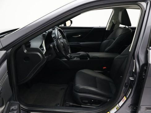 Used 2019 Lexus ES 350 w/ Premium Package FWD image 14