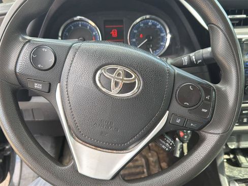 Used 2019 Toyota Corolla LE image 11