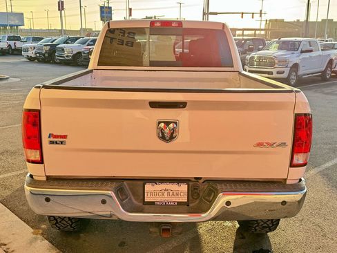 Used 2017 RAM 2500 SLT w/ Luxury Group image 8