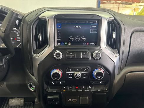 Used 2021 GMC Sierra 1500 Elevation w/ X31 Off-Road Package AWD/4WD image 16