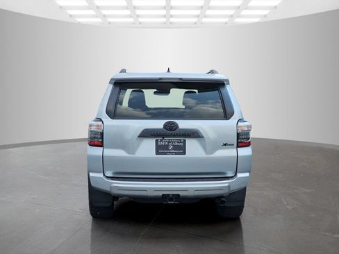 Used 2024 Toyota 4Runner TRD Off-Road Premium w/ Moonroof Package AWD/4WD image 5