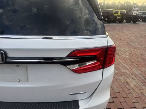 Used 2024 Honda Odyssey Touring image 11