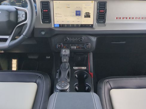 New 2026 Ford Bronco Outer Banks AWD/4WD image 54
