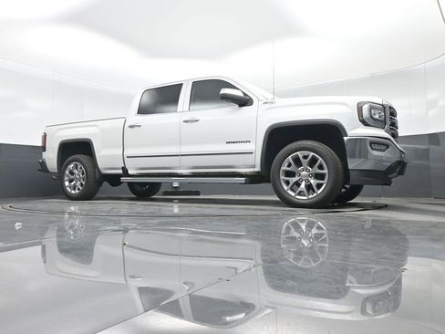 Used 2016 GMC Sierra 1500 SLT w/ SLT Premium Package image 32