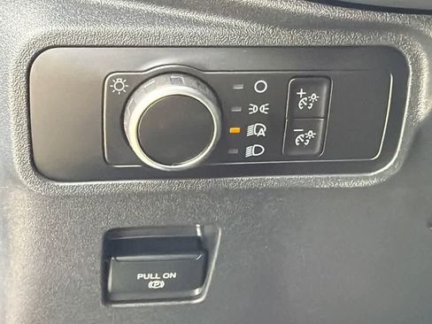 Used 2025 Ford Bronco 4-Door image 31