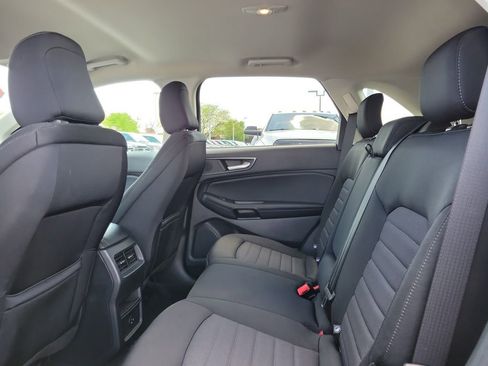 Certified 2021 Ford Edge SE FWD image 14