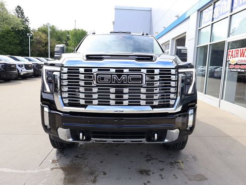 New 2026 GMC Sierra 2500 Denali w/ Denali Reserve Package AWD/4WD image 5