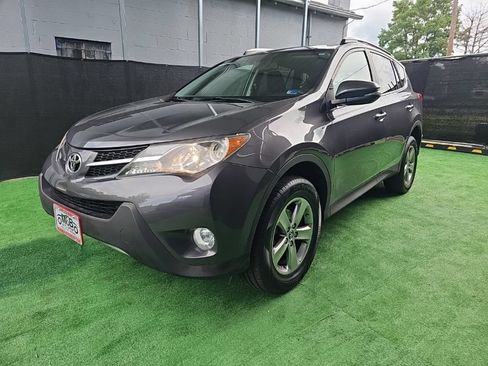 Used 2015 Toyota RAV4 XLE FWD image 9