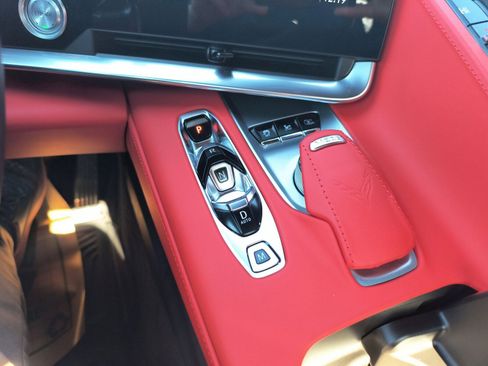 Used 2023 Chevrolet Corvette 3LT w/ Z51 Performance Package image 16