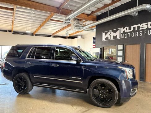 Used 2017 GMC Yukon Denali w/ Open Road Package image 3