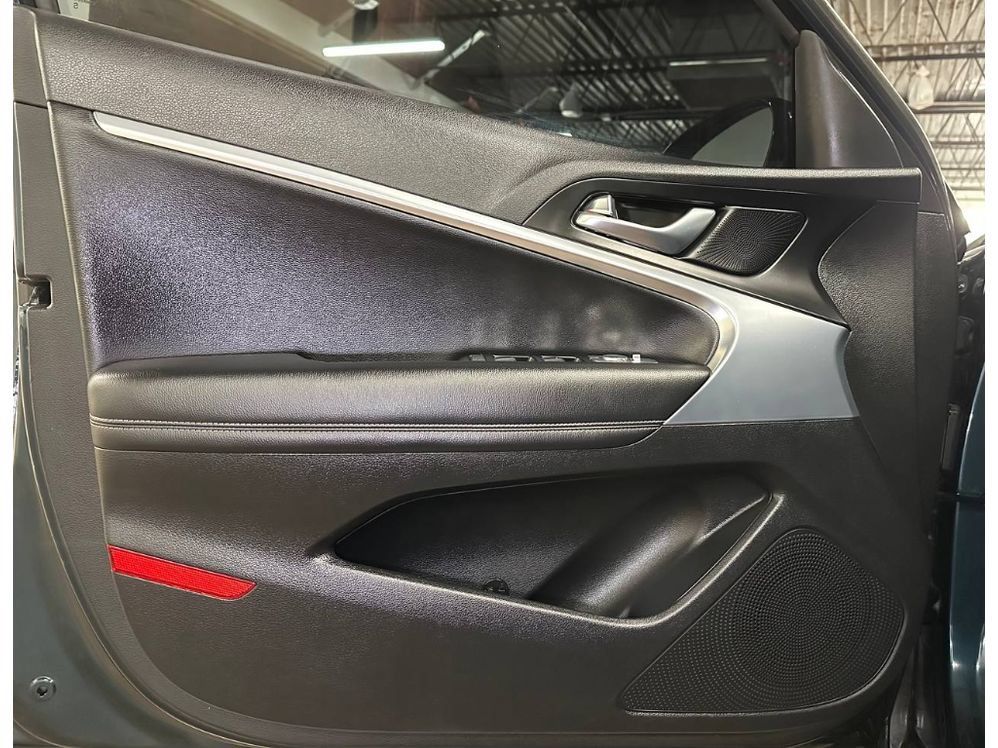 Used 2023 Genesis G70 2.0T AWD/4WD image 17