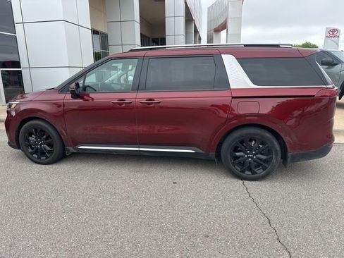 Used 2024 Kia Carnival SX FWD image 8