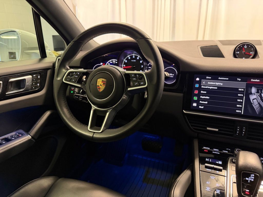 Certified 2023 Porsche Cayenne Platinum Edition AWD/4WD image 12