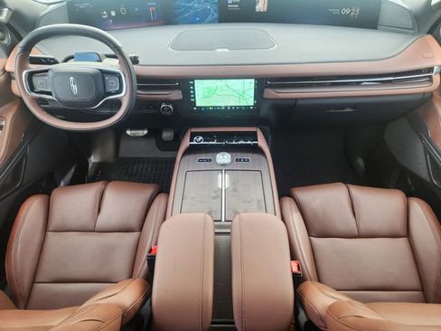 New 2026 Lincoln Navigator L Reserve image 11