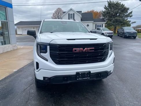 Used 2022 GMC Sierra 1500 Elevation w/ X31 Off-Road Package image 6