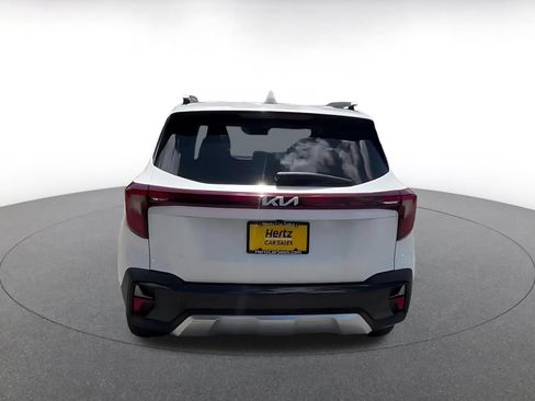 Used 2025 Kia Seltos S FWD image 12