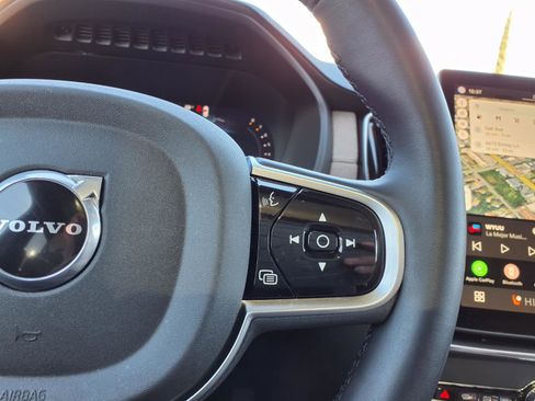 New 2026 Volvo XC90 B5 Core w/ Protection Package Premier image 17