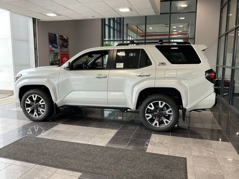 New 2026 Toyota 4Runner TRD Sport AWD/4WD image 4