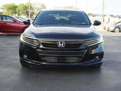Used 2021 Honda Accord Sport image 2