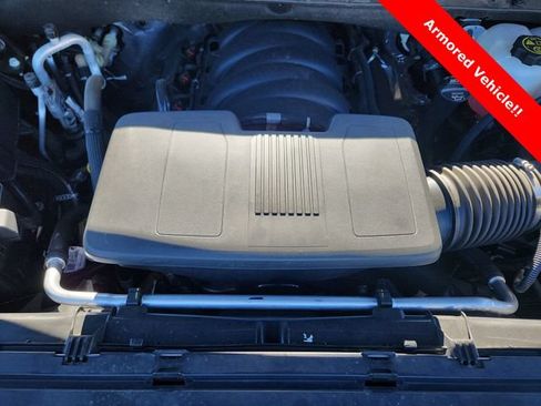 Used 2023 Cadillac Escalade ESV Premium Luxury w/ Performance Package AWD/4WD image 24