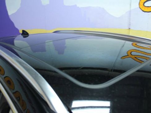 Used 2022 Buick Envision Avenir w/ Technology Package II FWD image 5